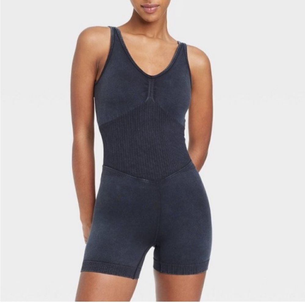 JoyLab Dark Gray bodysuit Large nwt